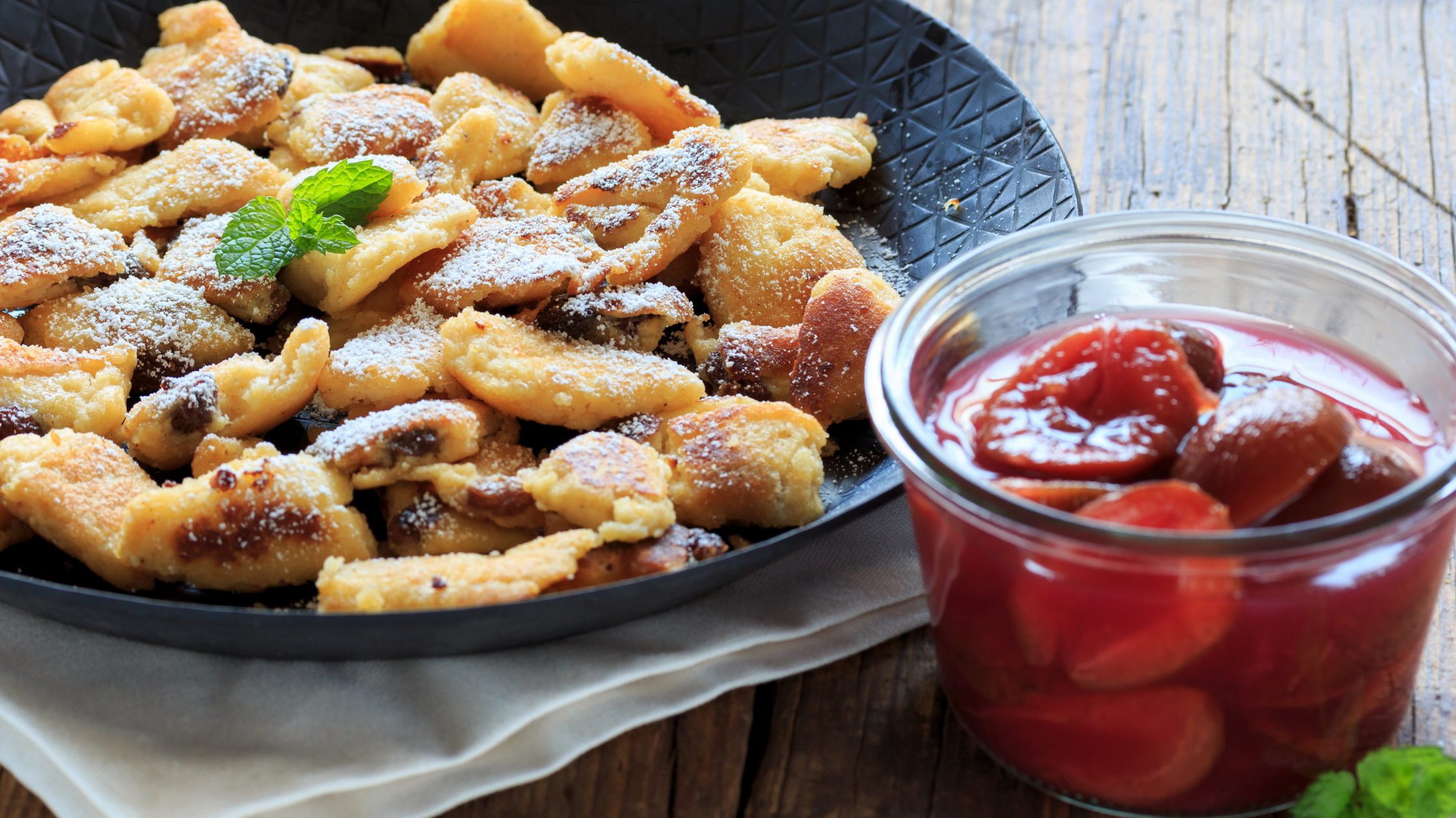 🏔️ Pflaumenkompott-Kaiserschmarrn mit Eiweißpower – der Sportler-Klassiker mit neuem Dreh
