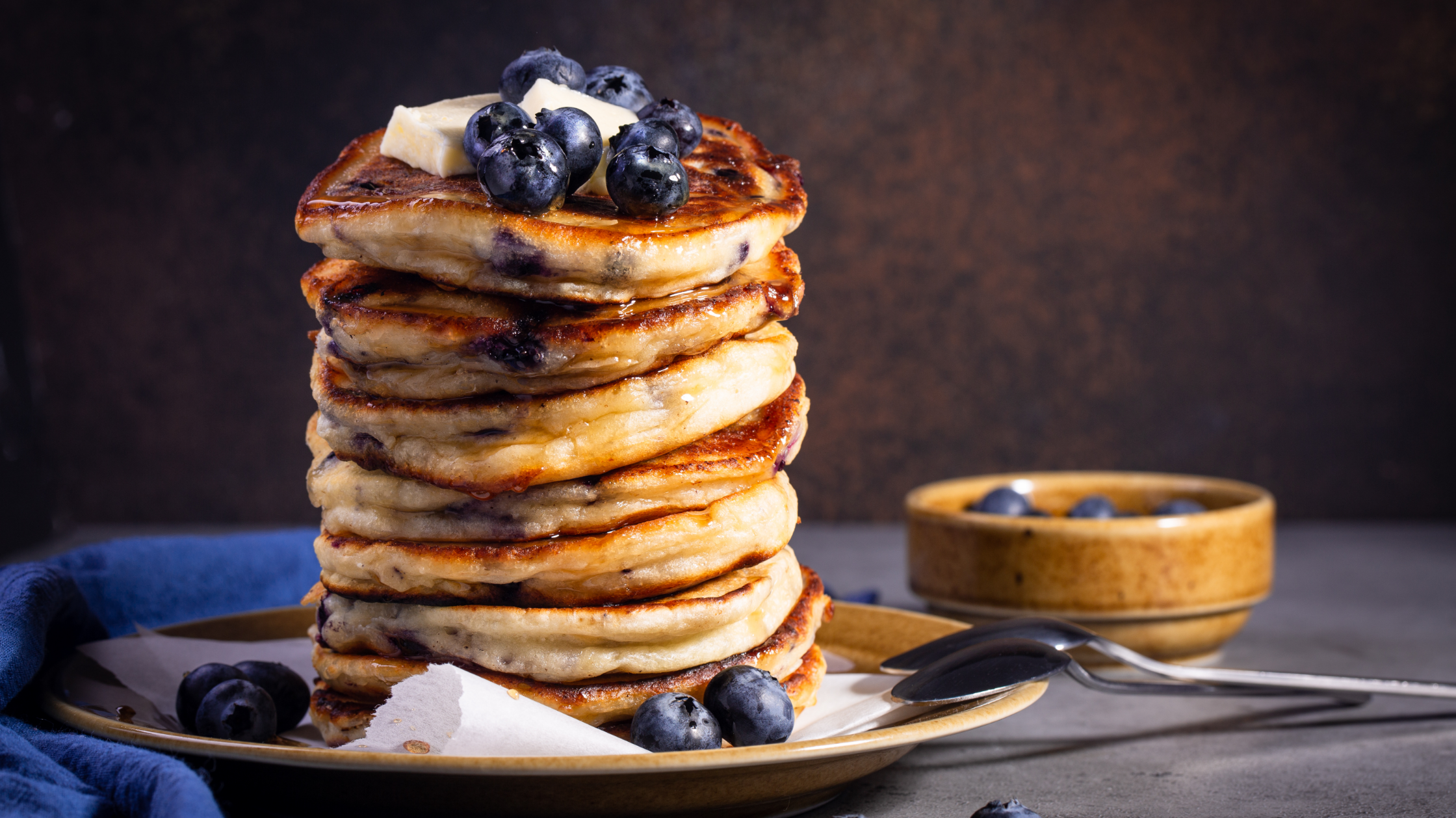 🥞 Blaubeer-Hafer-Pancakes mit Ricotta – dein sonntäglicher Energiebooster für lange Ausfahrten